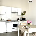 Le Clos Des Vieux Moulins * 라플로트