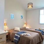 Le Clos Des Vieux Moulins 펜션 라플로트