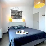 Le Clos Des Vieux Moulins 펜션 *
