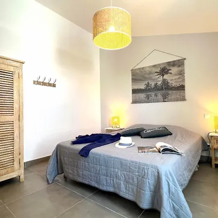 Le Clos Des Vieux Moulins 別荘 *