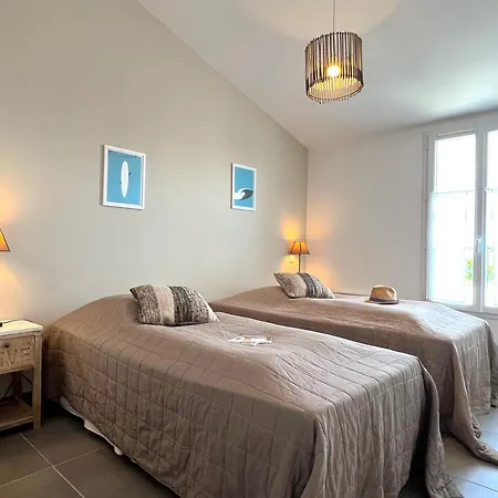 Le Clos Des Vieux Moulins *