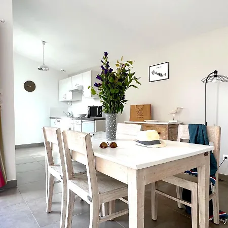 Le Clos Des Vieux Moulins *