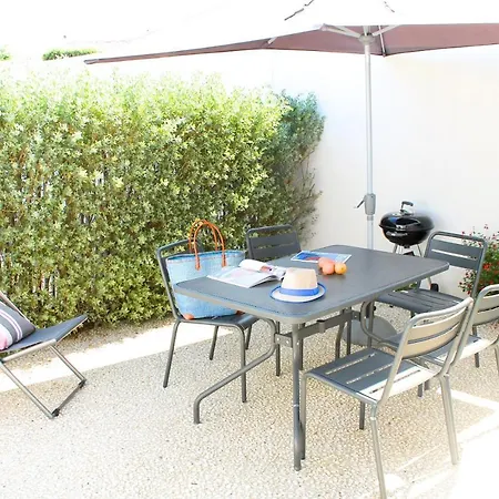 Le Clos Des Vieux Moulins *