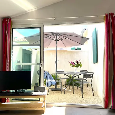 Holiday home Le Clos Des Vieux Moulins *