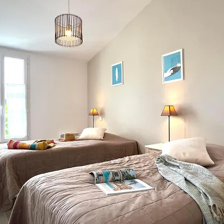 Le Clos Des Vieux Moulins ラ・フロット