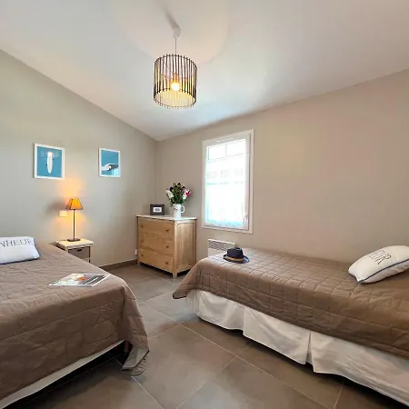 Le Clos Des Vieux Moulins La Flotte