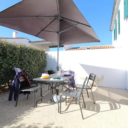 Le Clos Des Vieux Moulins * La Flotte