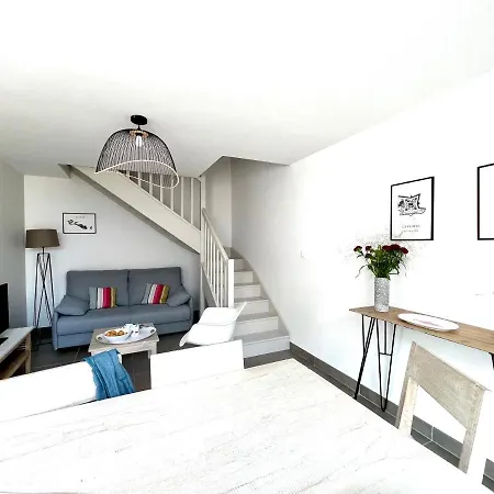 Holiday home Le Clos Des Vieux Moulins *