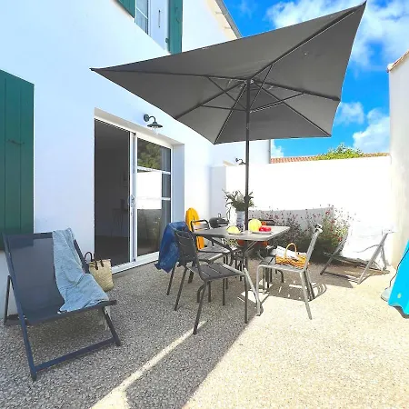 Holiday home Le Clos Des Vieux Moulins La Flotte