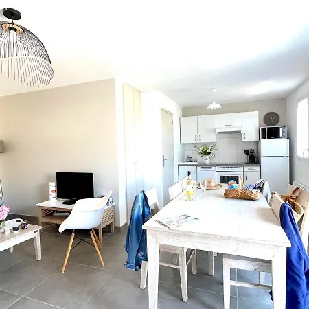 Le Clos Des Vieux Moulins Holiday home La Flotte